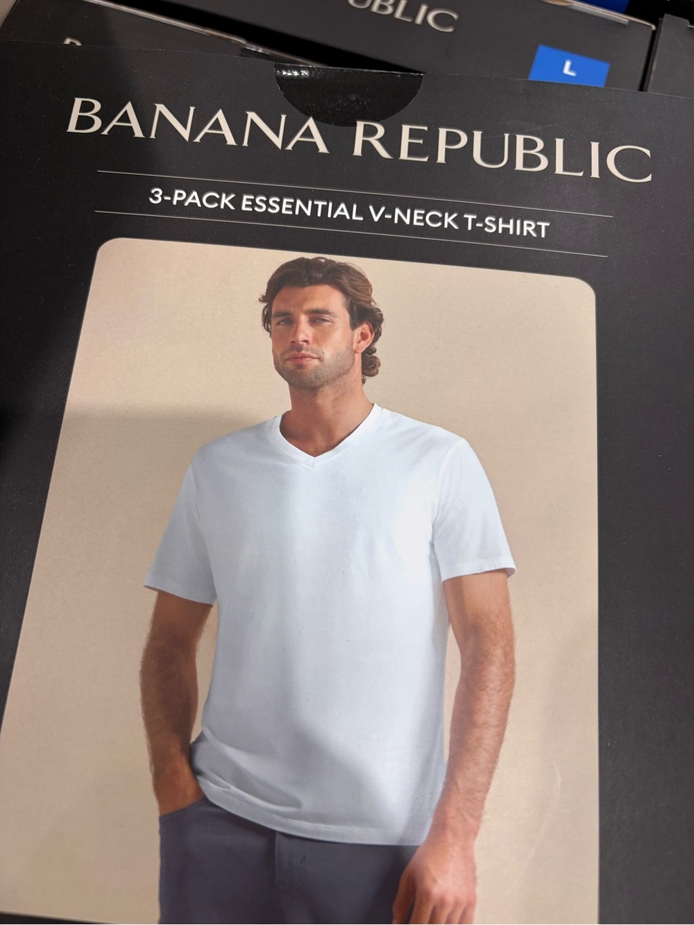 Banana Republic v-neck tee T-shirt new 3 pack in white cotton stretch